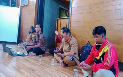 Rapat Guru Persiapan Pembelajaran Jarak Jauh Semeter Genap Tahun  Pelajaran 2020-2021